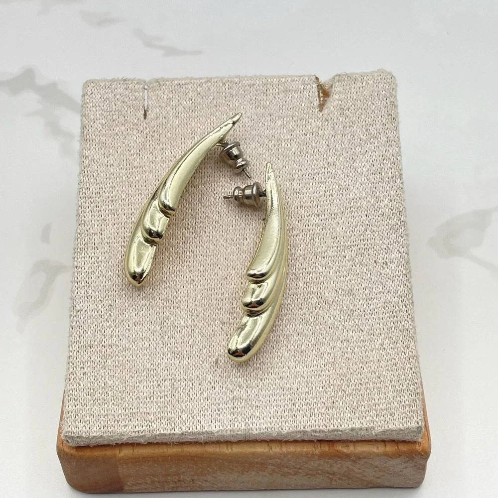 Vintage VTG Gold Tone Dangle Earrings Shiny Abstract Wing‎ Mid-Century Modern